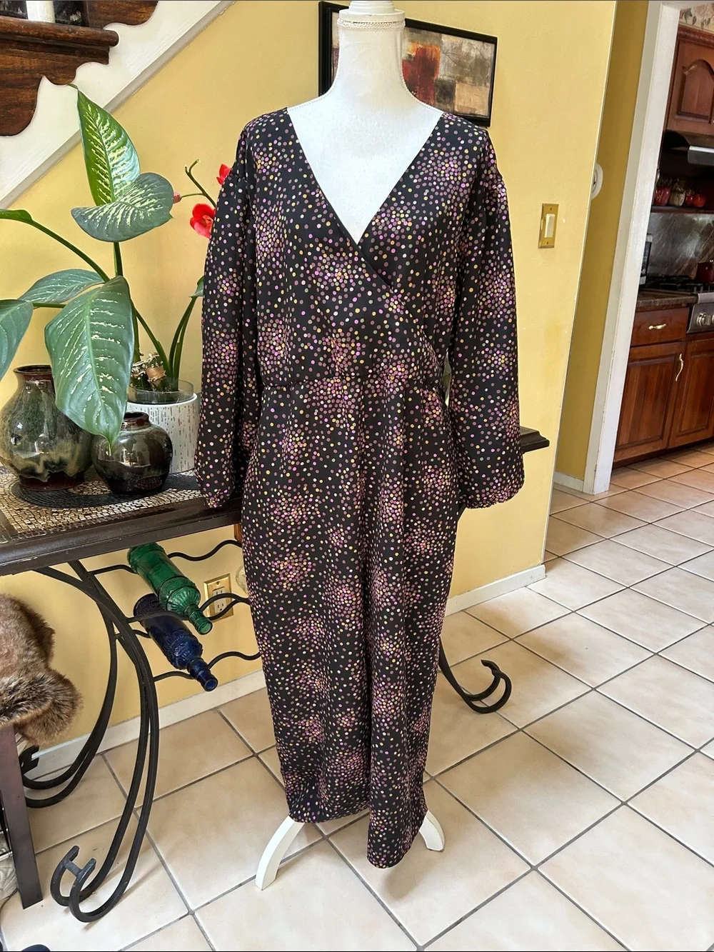 Kate Spade New York Disco DotsV Neck Ling Puff Sleeves Cropped Jumpsuit Size 16